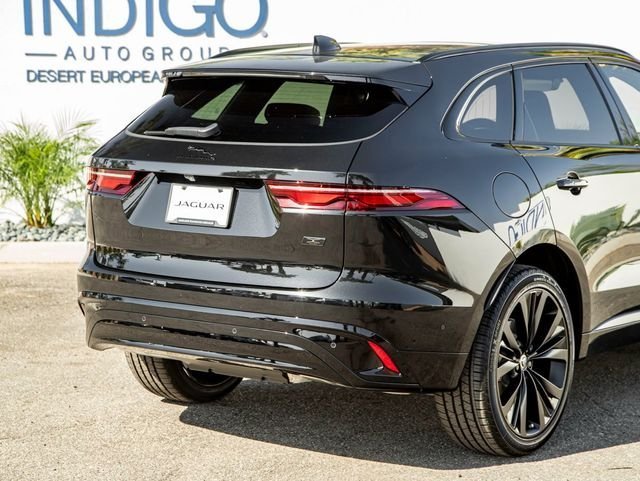 2026 Jaguar F-Pace R-Dynamic S - Photo 7