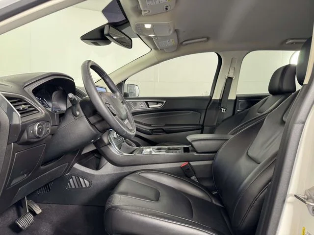 Used 2022 White Ford Titanium image 4