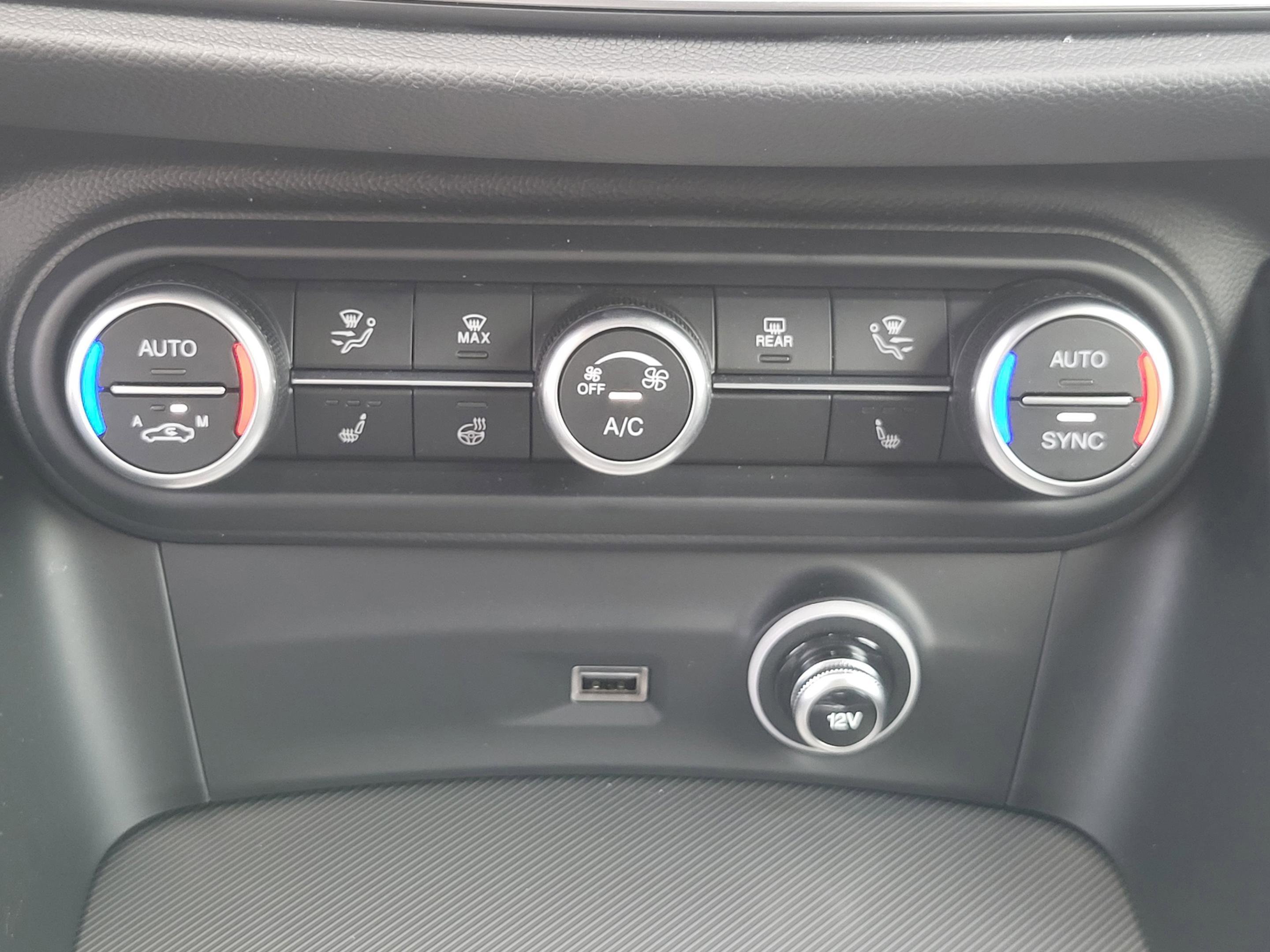 2025 Alfa Romeo Stelvio Intensa - Photo 25