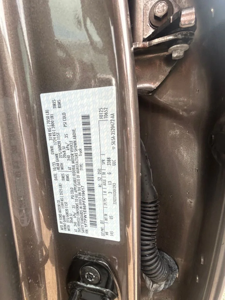 Used 2023 Gray Ford XLT image 9