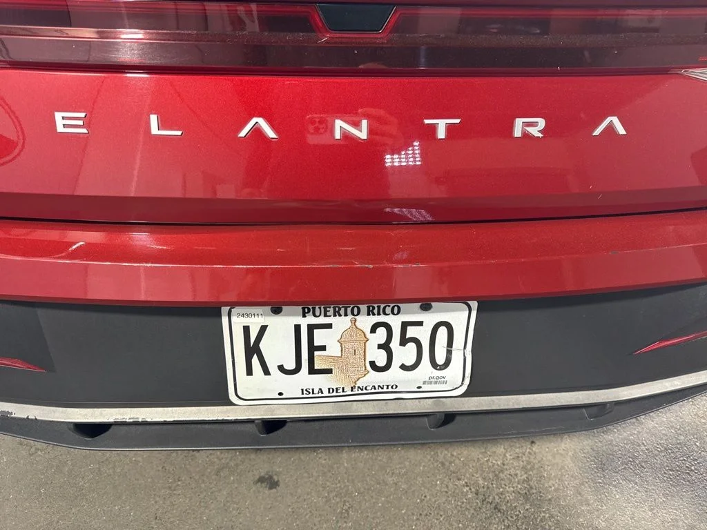 Used 2024 Red Hyundai SE image 18