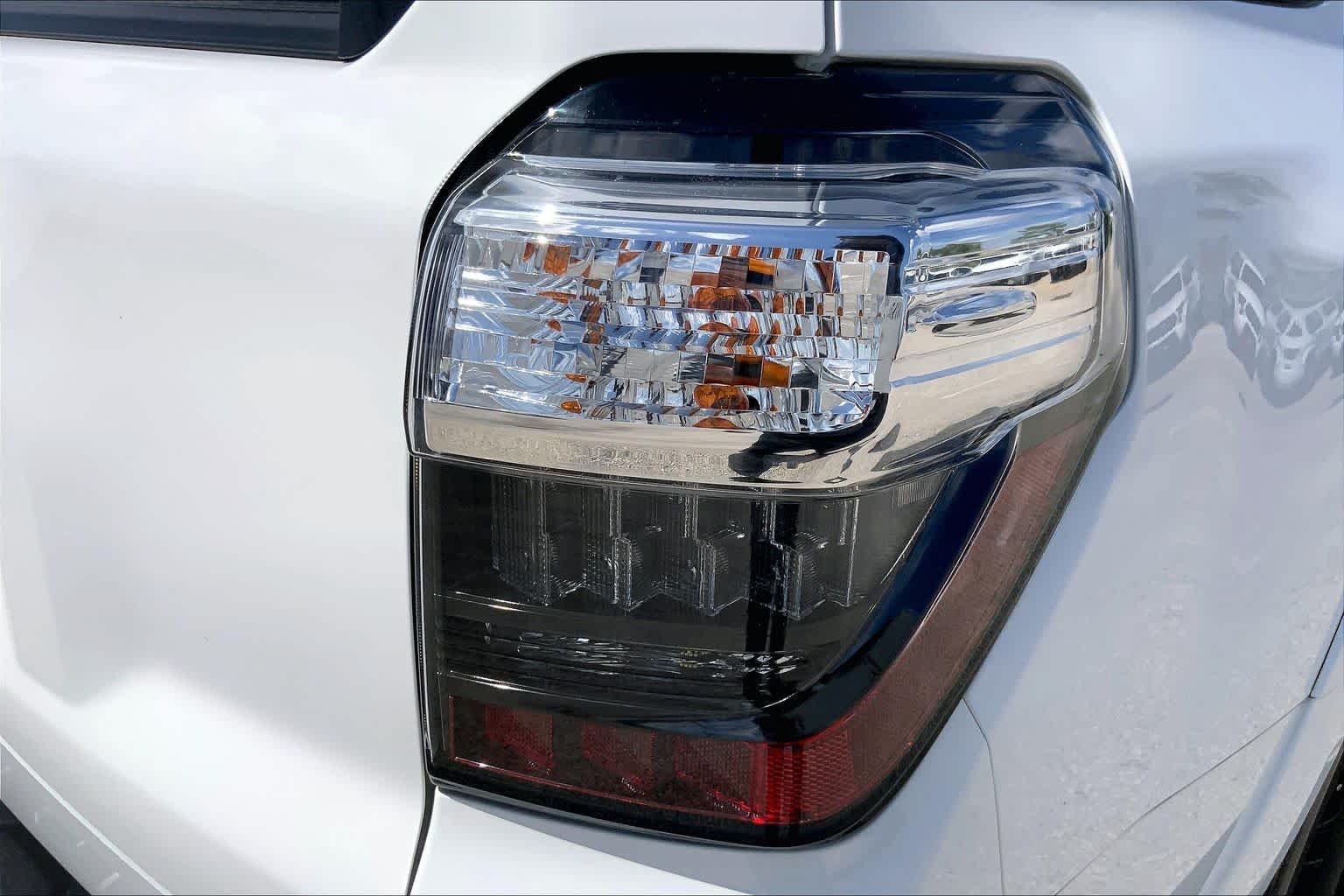 Used 2022 White Toyota SR5 image 30