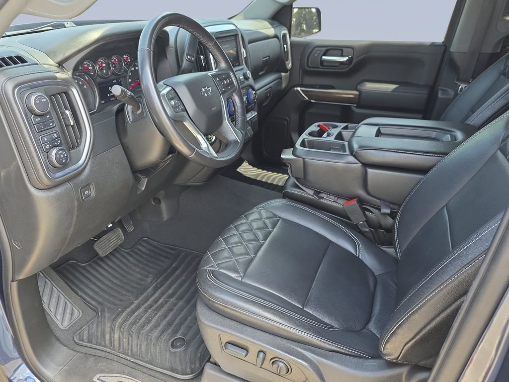 Used 2022 Northsky Blue Metallic Chevrolet RST image 10