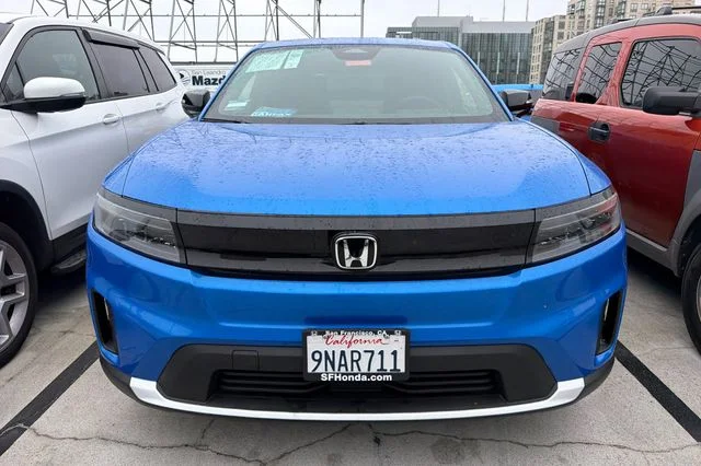 Certified Used 2024 North Shore Pearl Honda EX image 3