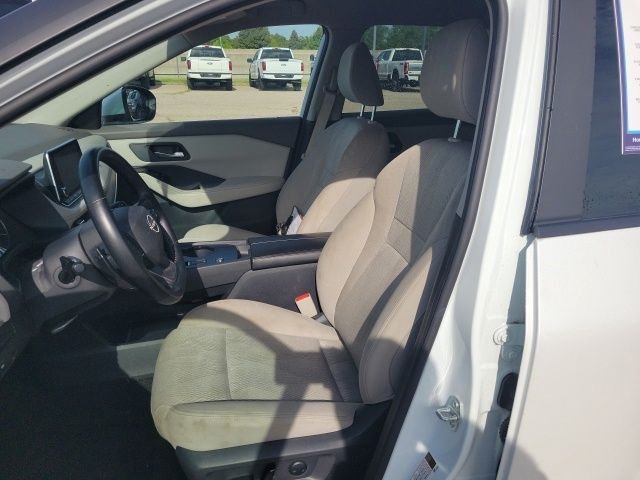 Used 2025 White Nissan SV image 14