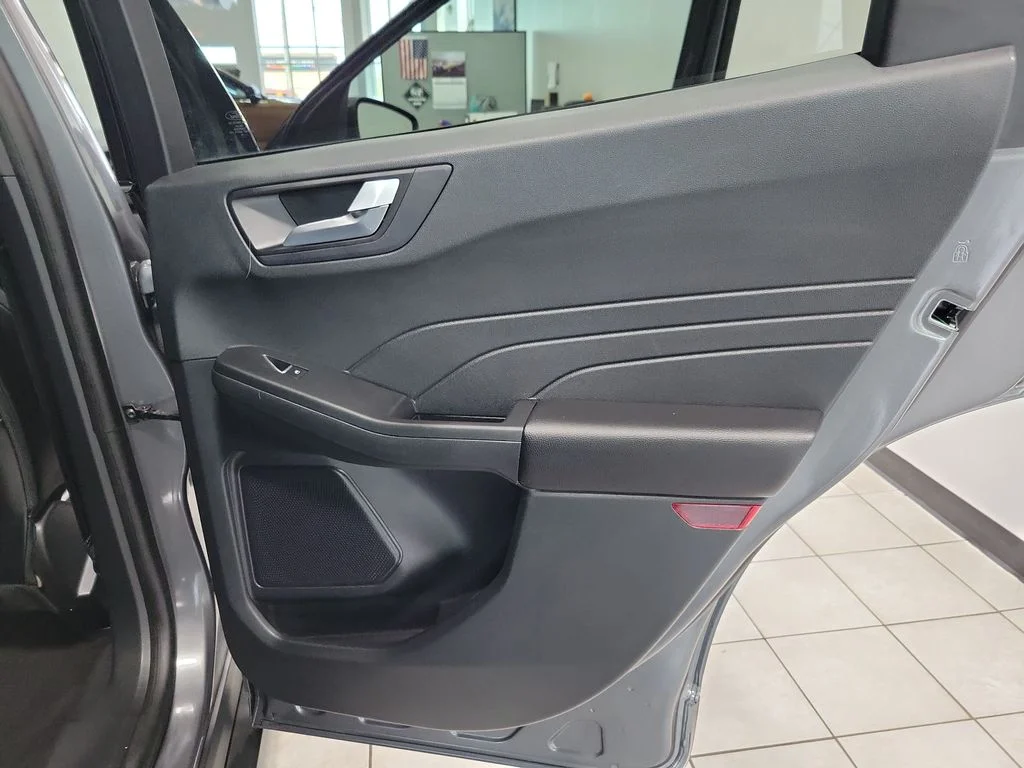 Used 2023 Gray Ford ST-Line Elite image 19