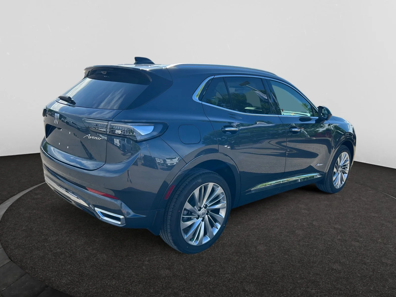 New 2026 Quartz Blue Metallic Buick Avenir AWD image 5
