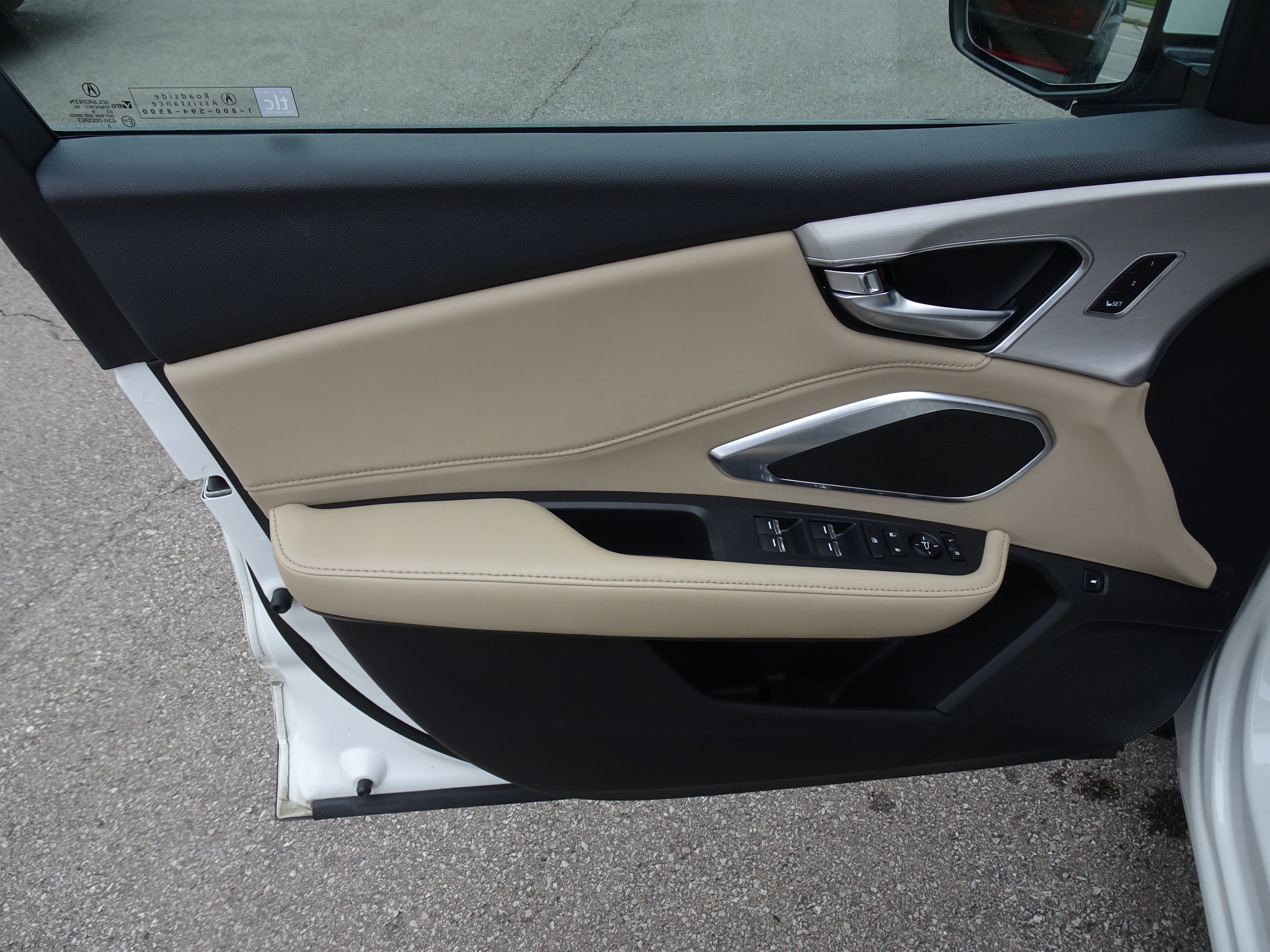 Used 2019 White Diamond Pearl Acura Base image 13