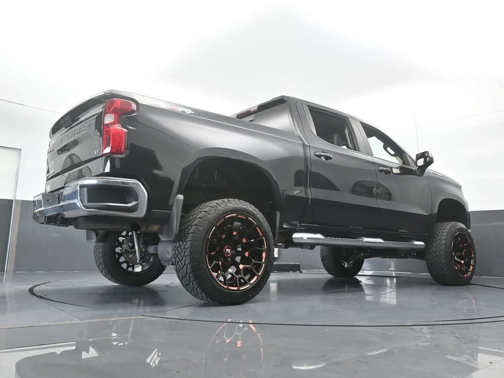 Used 2019 Black Chevrolet LT image 57