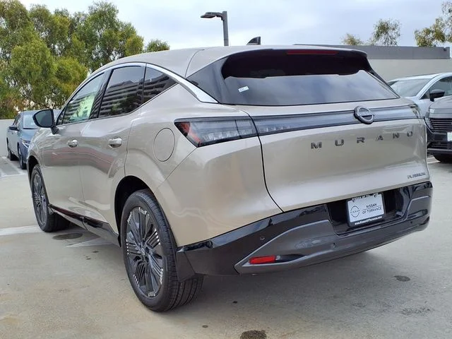 New 2027 Champagne Silver Metallic Nissan Platinum image 10