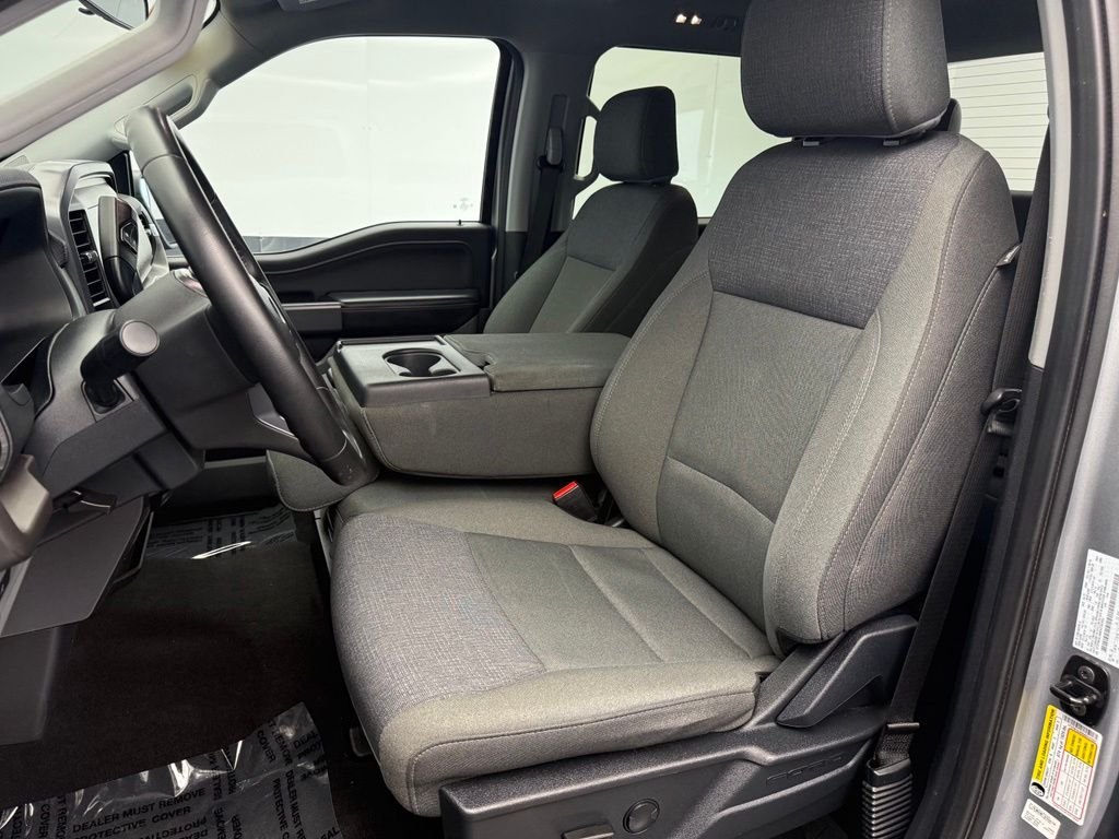Used 2025 Silver Ford XLT image 58