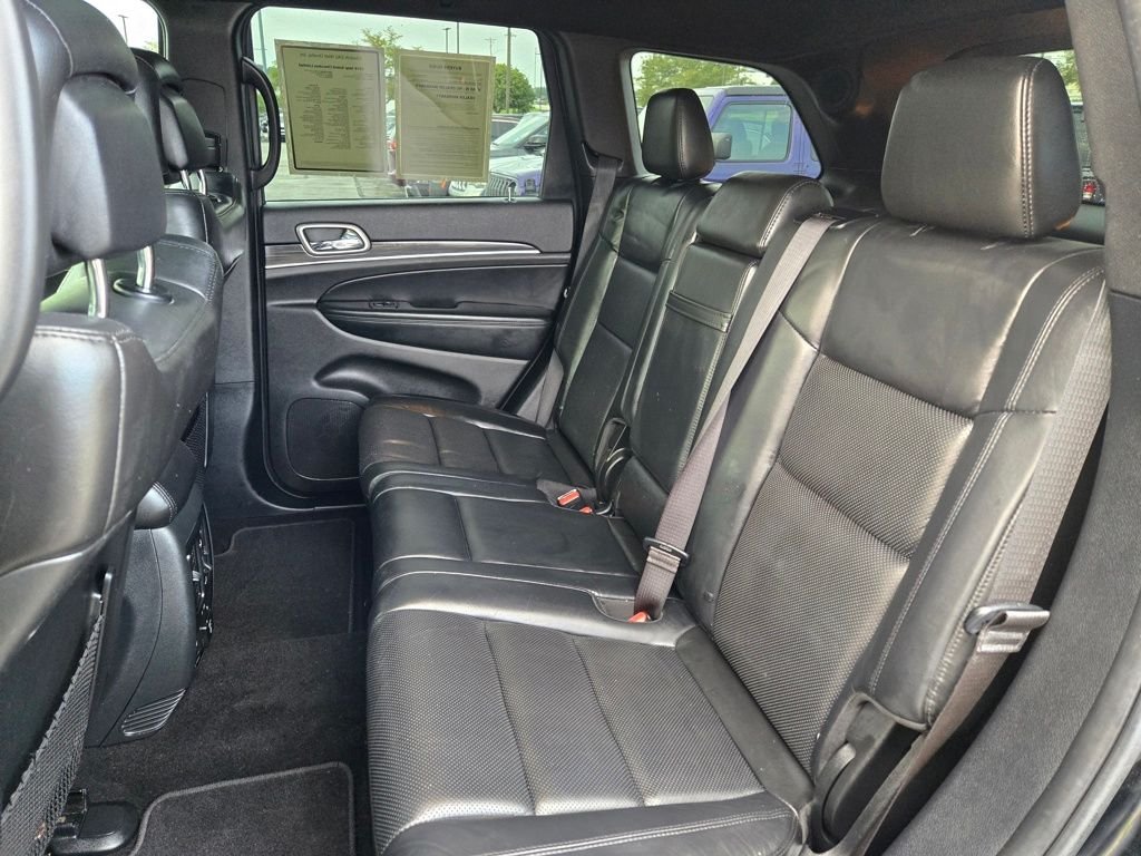 Used 2019 Black Jeep Limited image 30