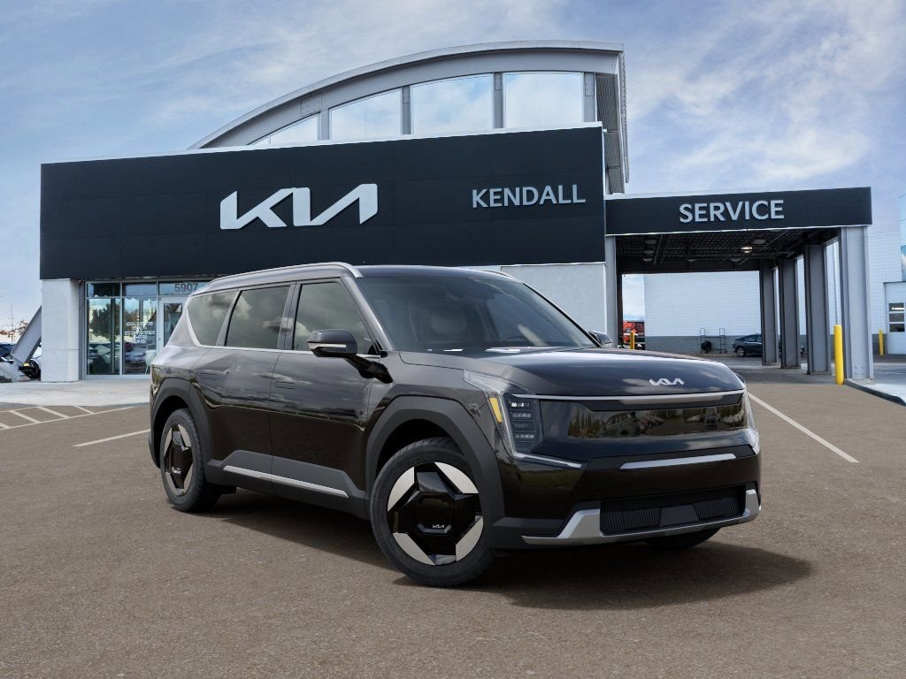 New 2026 Black Kia Wind image 8