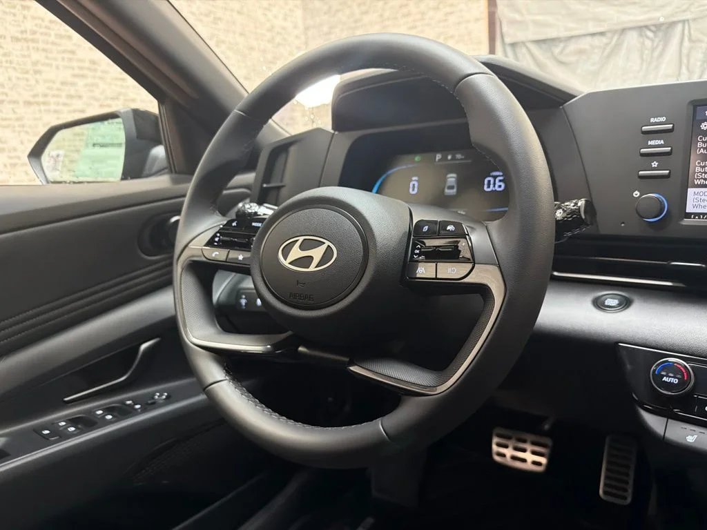New 2026 Abyss Black Hyundai SEL Sport image 17