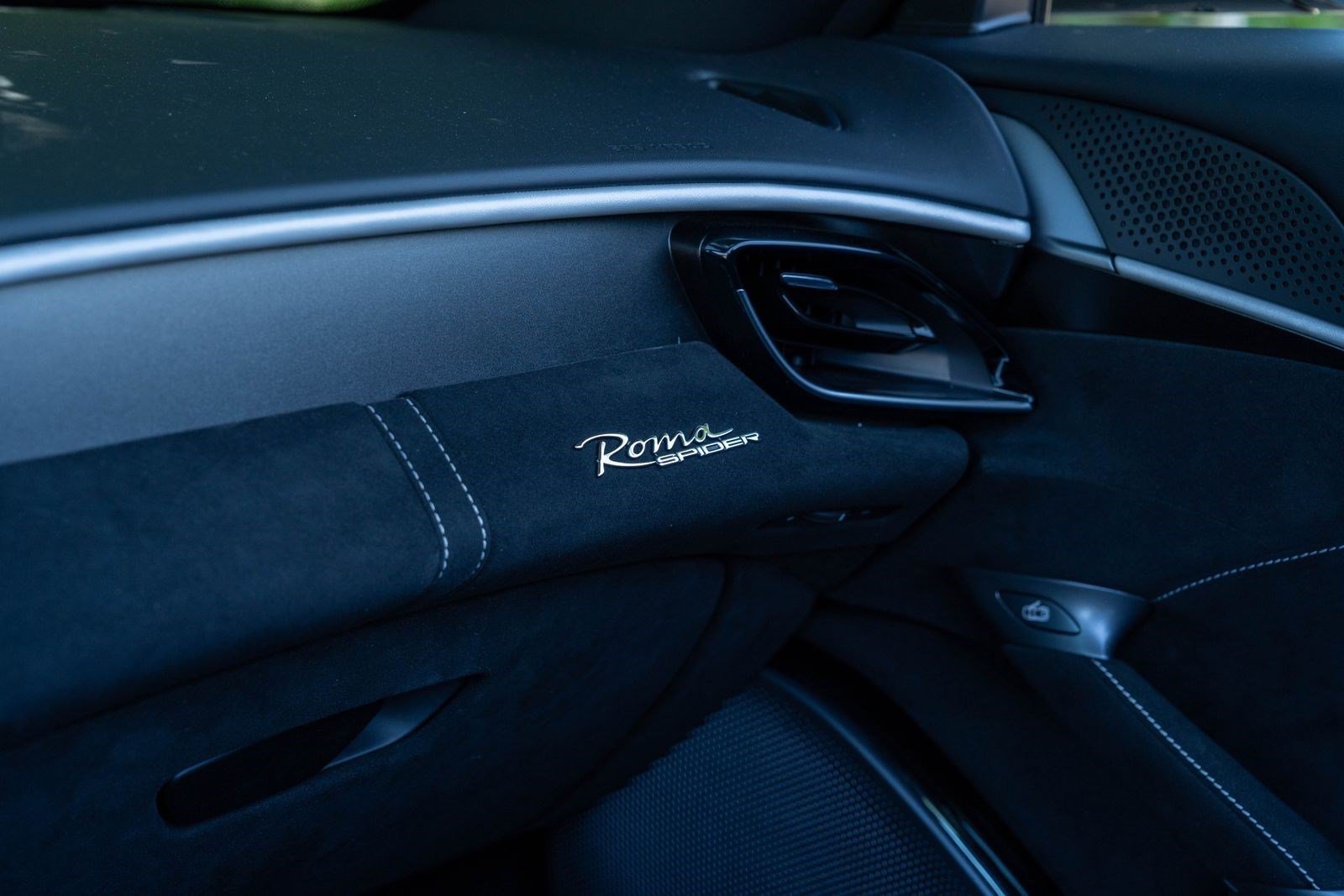 Used 2024  Ferrari  image 46