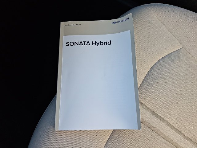 2024 Hyundai Sonata Hybrid SEL - Photo 25