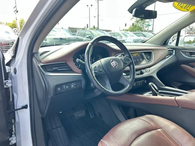 Used 2020 White Buick Avenir image 33