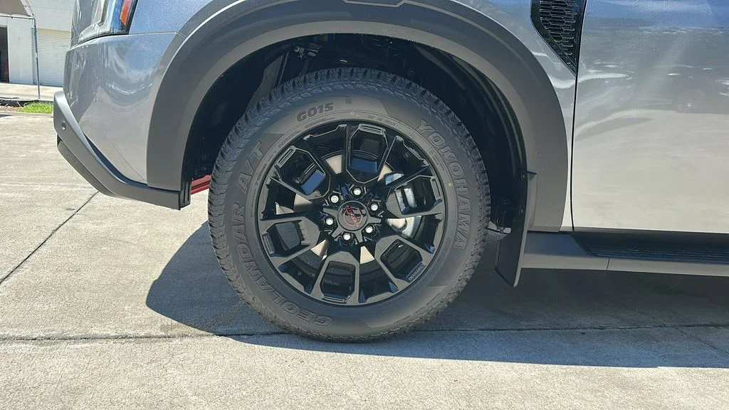 2026 Nissan Armada PRO-4X - Photo 10