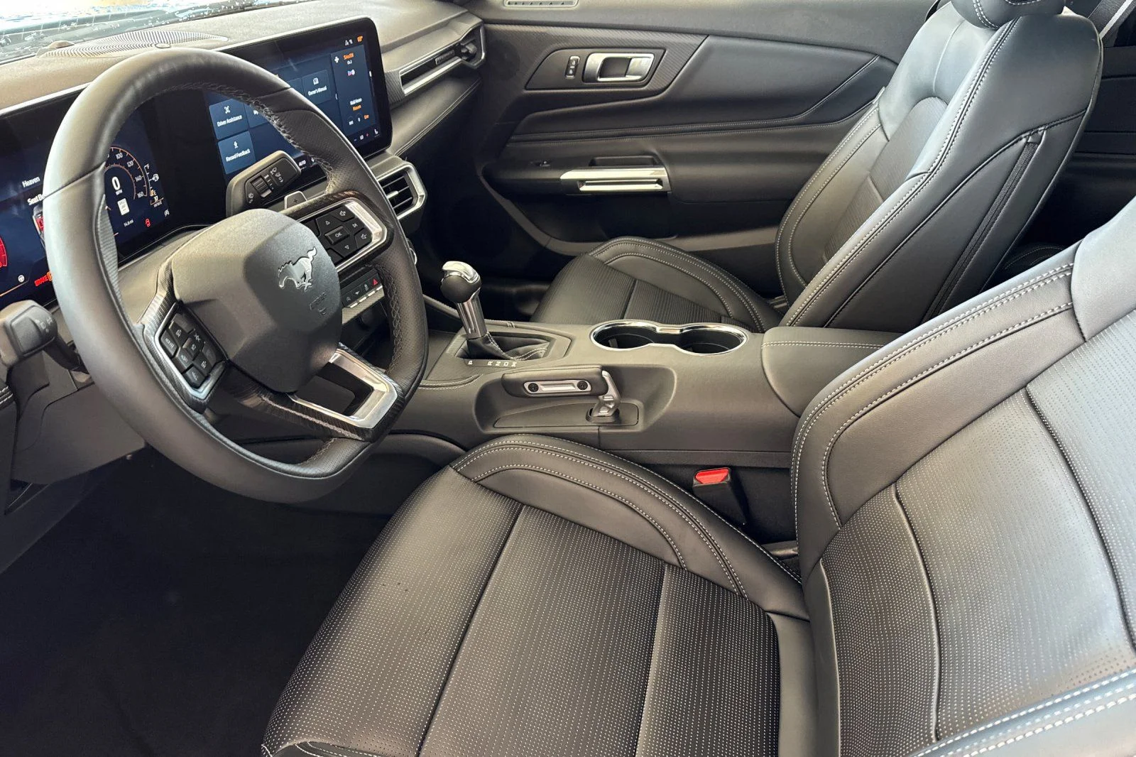 2025 Ford Mustang GT Premium Fastback - Photo 6