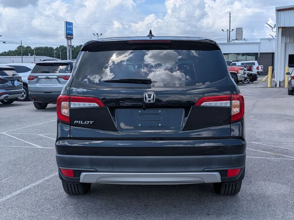 Used 2022 Black Honda EX-L image 4