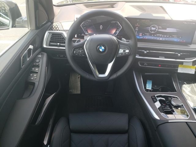 New 2026 Black Sapphire Metallic BMW xDrive40i image 16