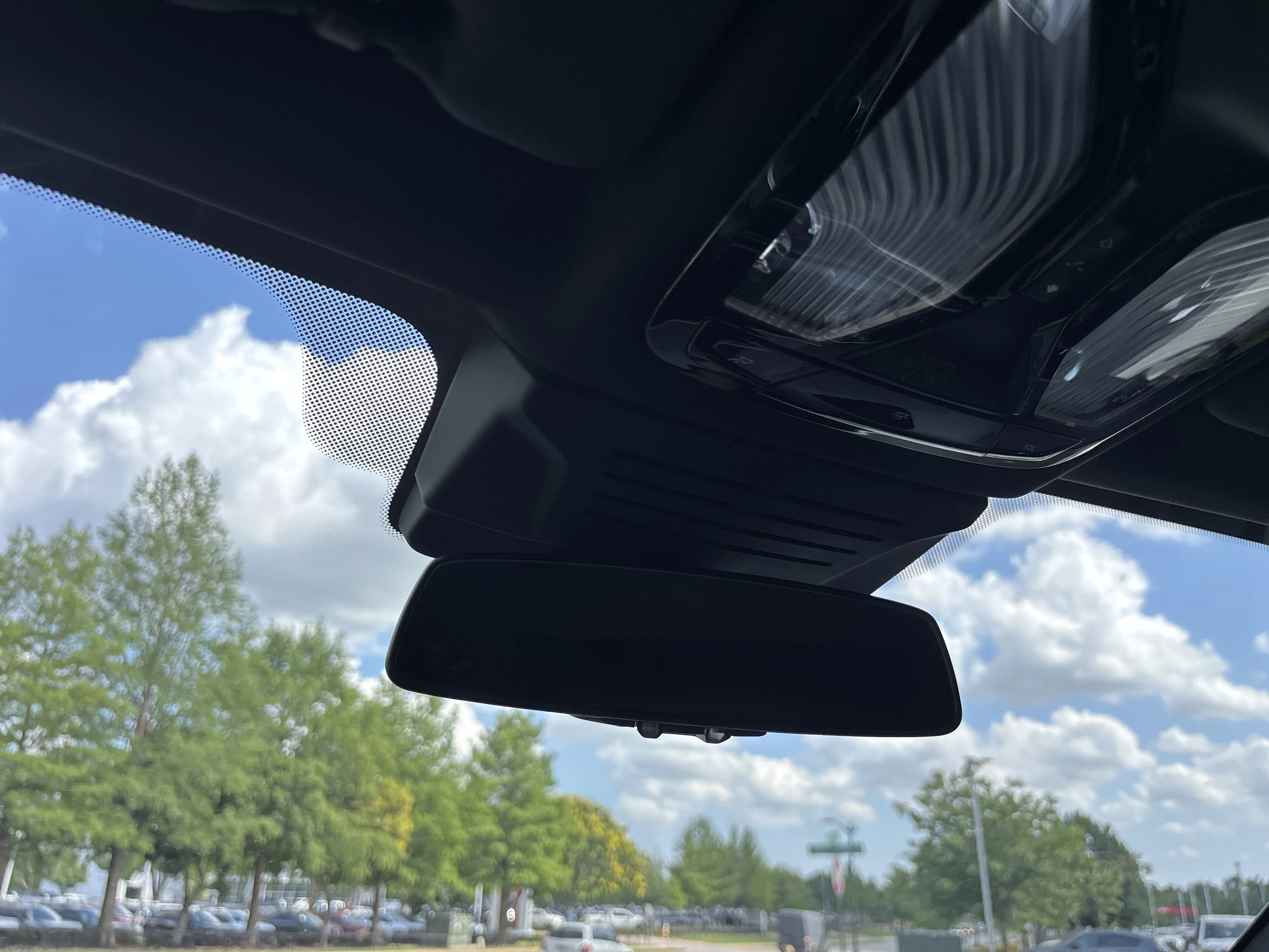 New 2026 0416 Carbon Black Metallic BMW xDrive40i image 50