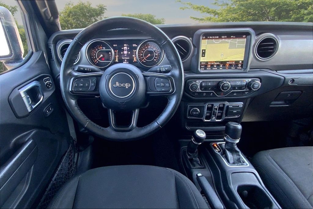 Used 2023 Gray Jeep Sport S image 9