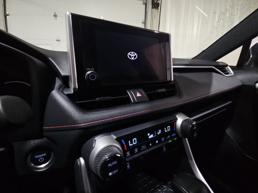 Used 2023 Ice Cap Toyota SE image 12