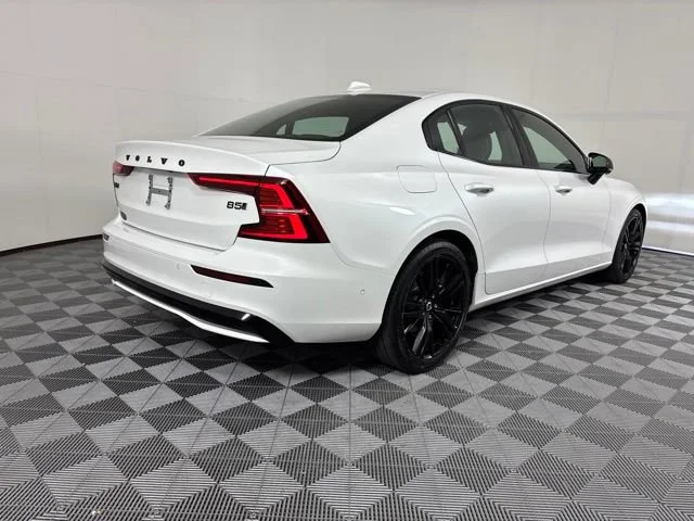 Used 2024 White Volvo Plus Black Edition image 6