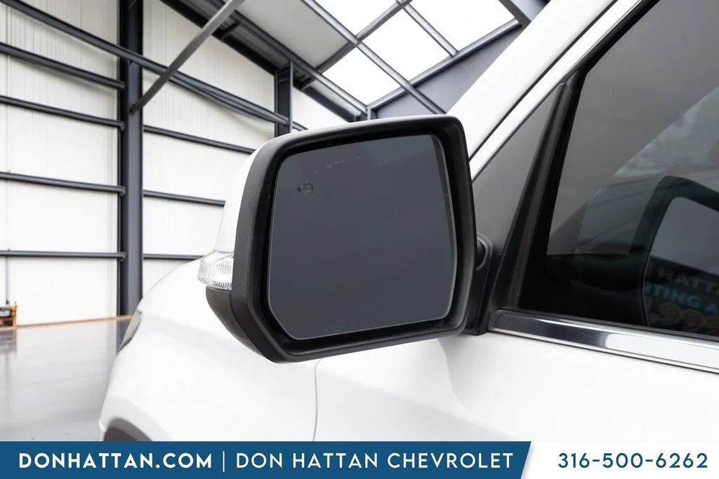 Used 2023 White Chevrolet LT Leather image 28