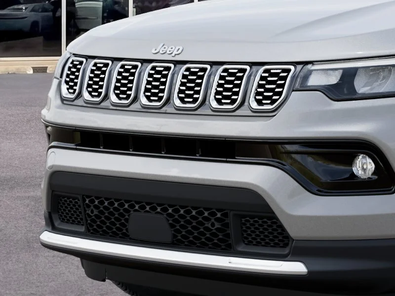 New 2026 Silver Zynith Metallic Clear-Coat Exterior Paint Jeep Limited image 40
