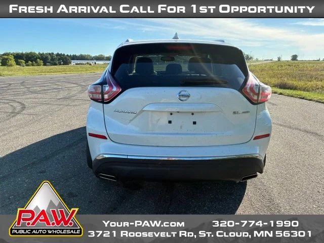 Used 2016 White Nissan SL image 7