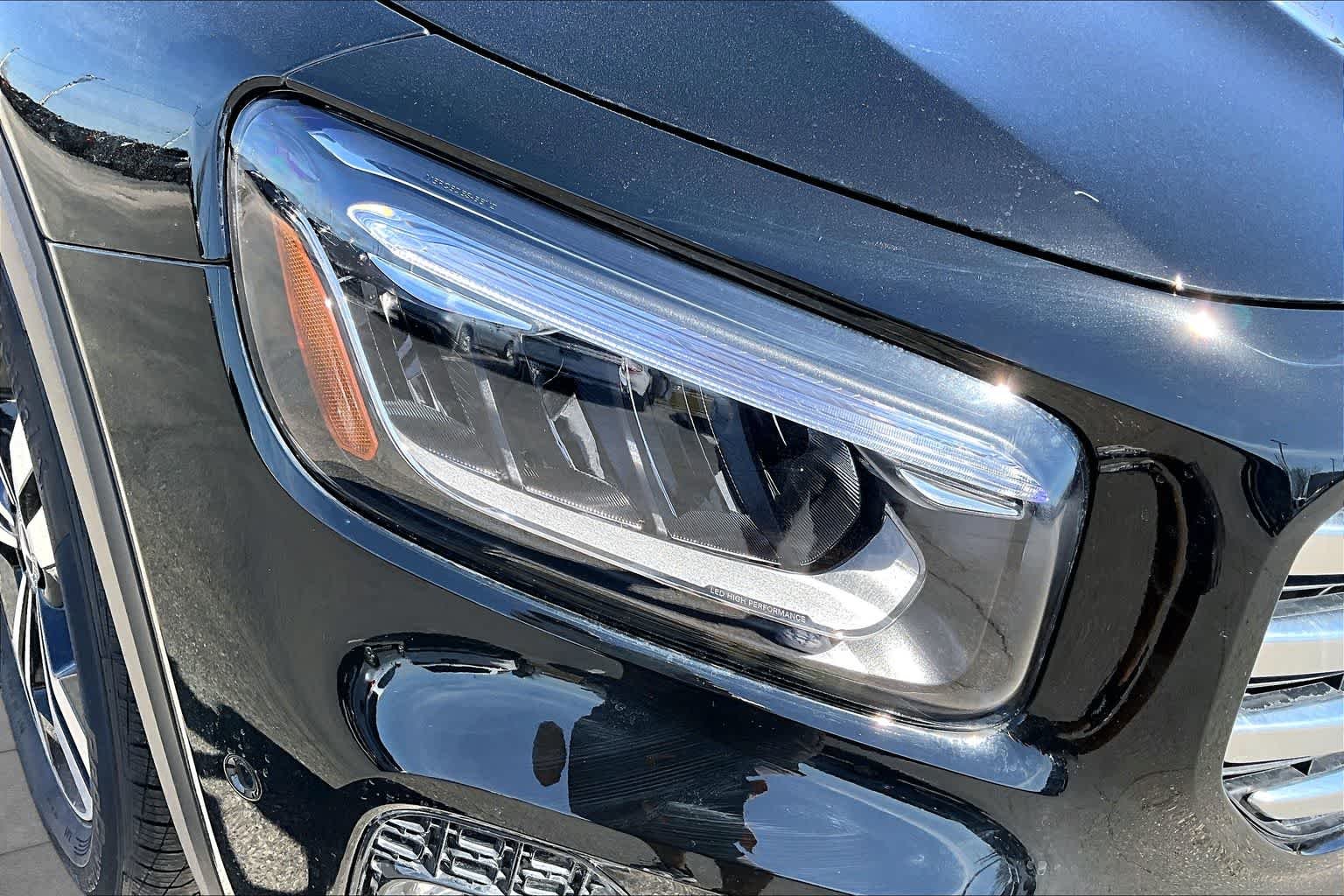 New 2026 Night Black Mercedes-Benz GLB 250 image 17