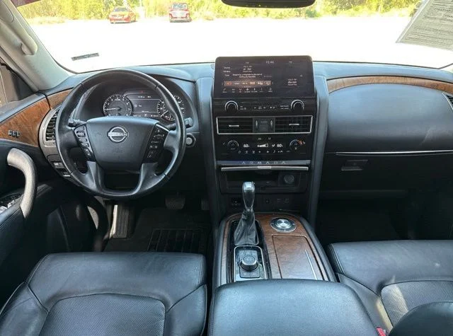 Used 2023 White Nissan SL image 11