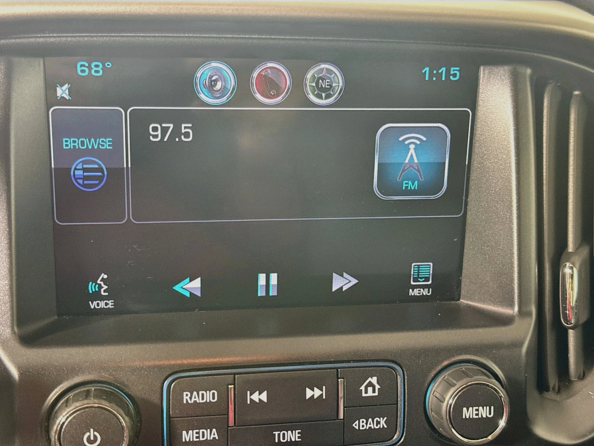 Used 2015 Red Hot Chevrolet 2WD Z71 image 15