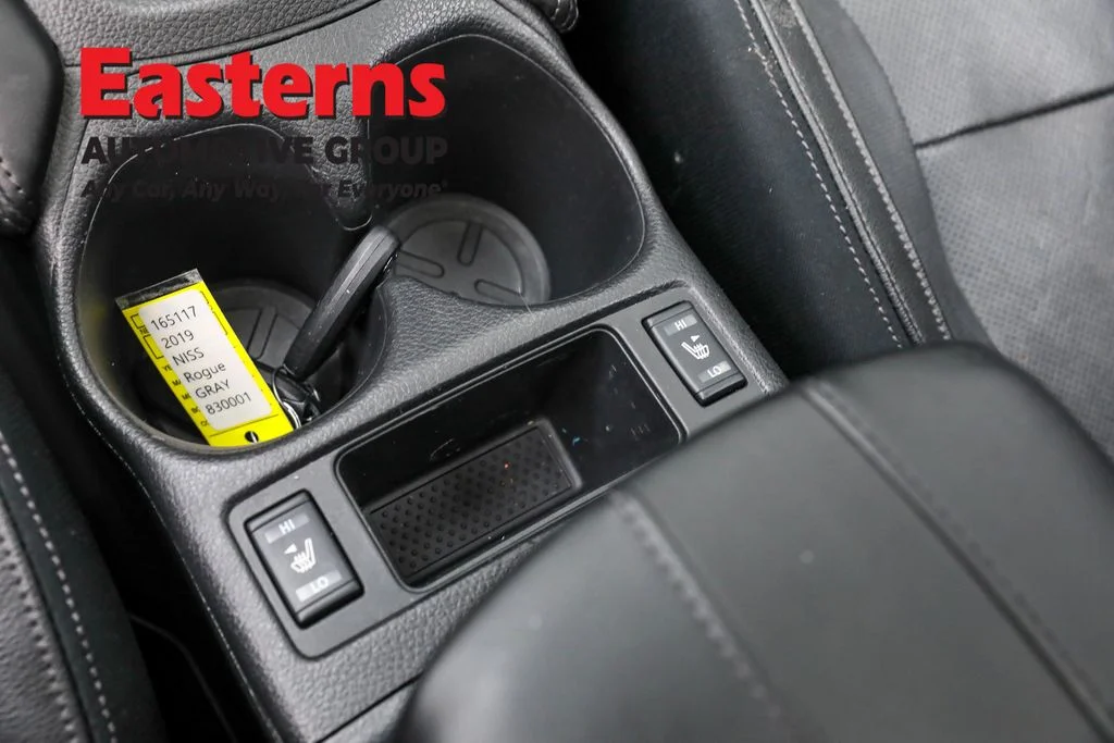 Used 2019 Gray Nissan SL image 21