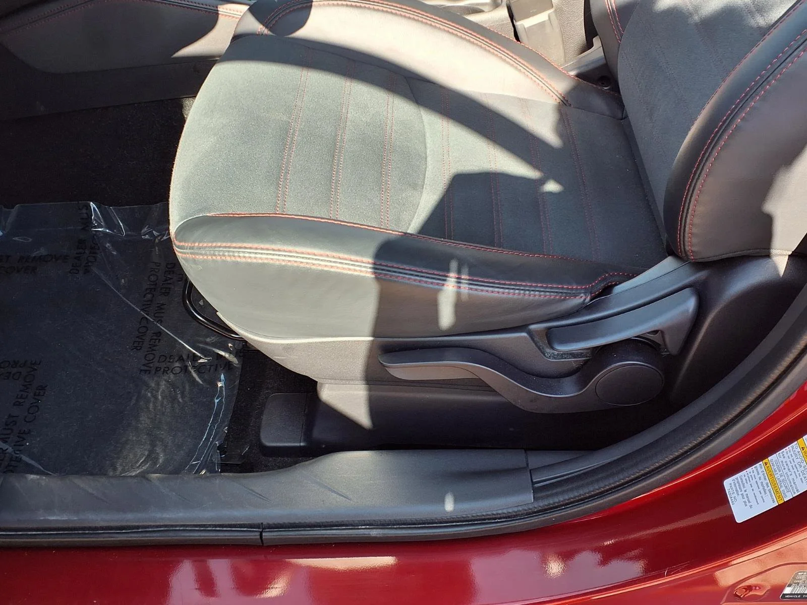 Used 2025 Red Mitsubishi SE image 13