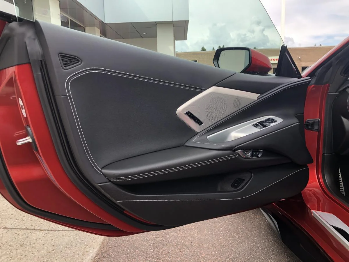 Used 2025 Red Chevrolet 2dr E-Ray Cpe w/2LZ image 13