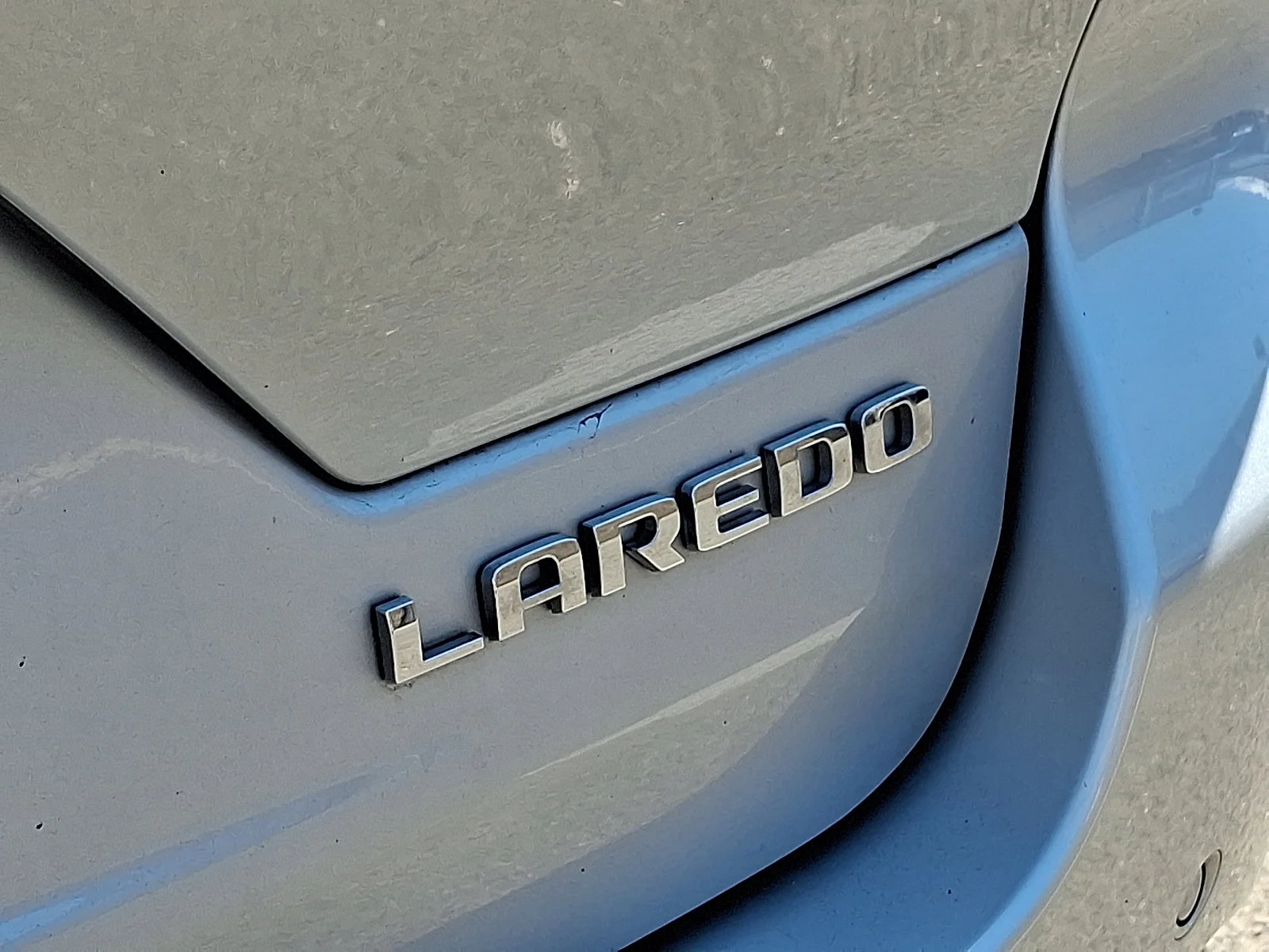 Certified Used 2023 Silver Zynith Jeep Laredo image 30