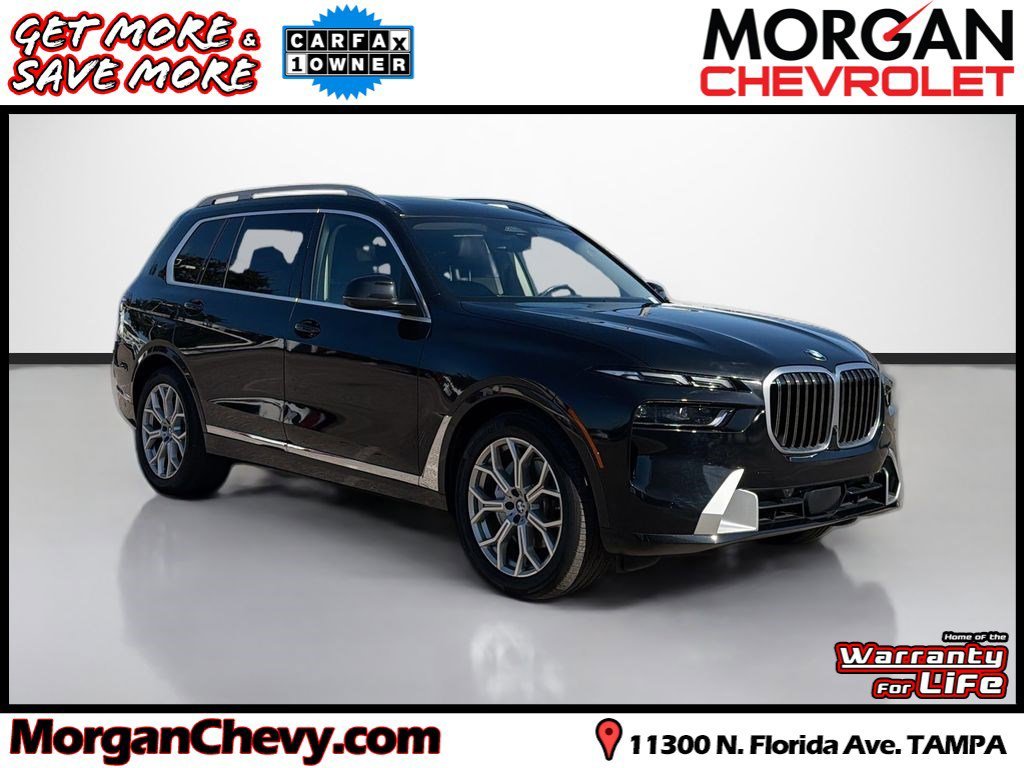 2023 BMW X7 xDrive40i's photo