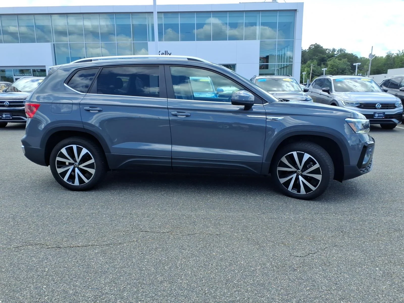 Certified Used 2024 Pure Gray Volkswagen SE image 4