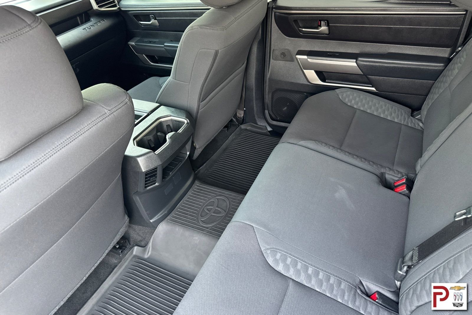 Used 2022 White Toyota SR5 image 14