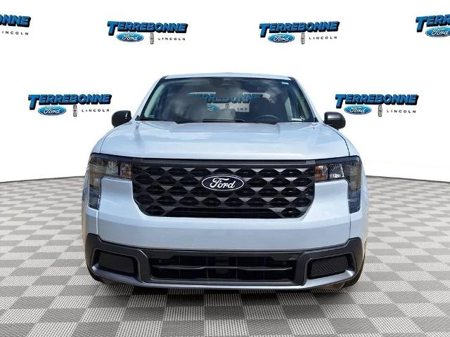 New 2026 Space White Metallic Ford XLT image 28