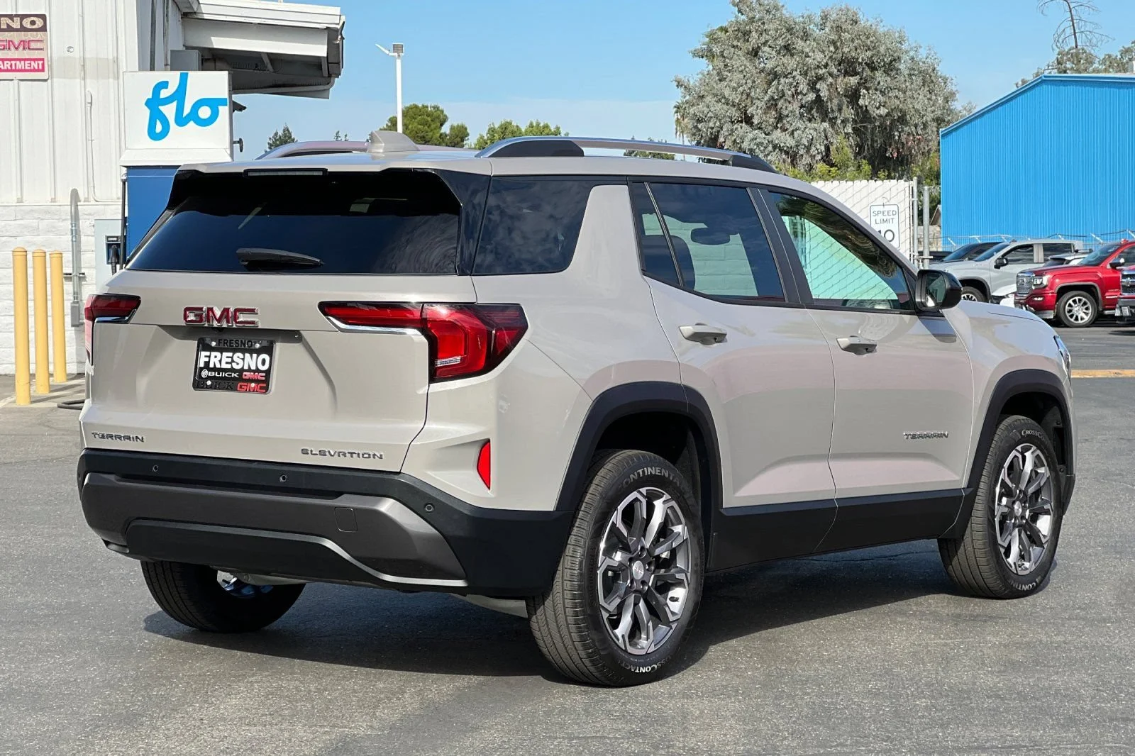 2027 GMC Terrain Elevation - Photo 4