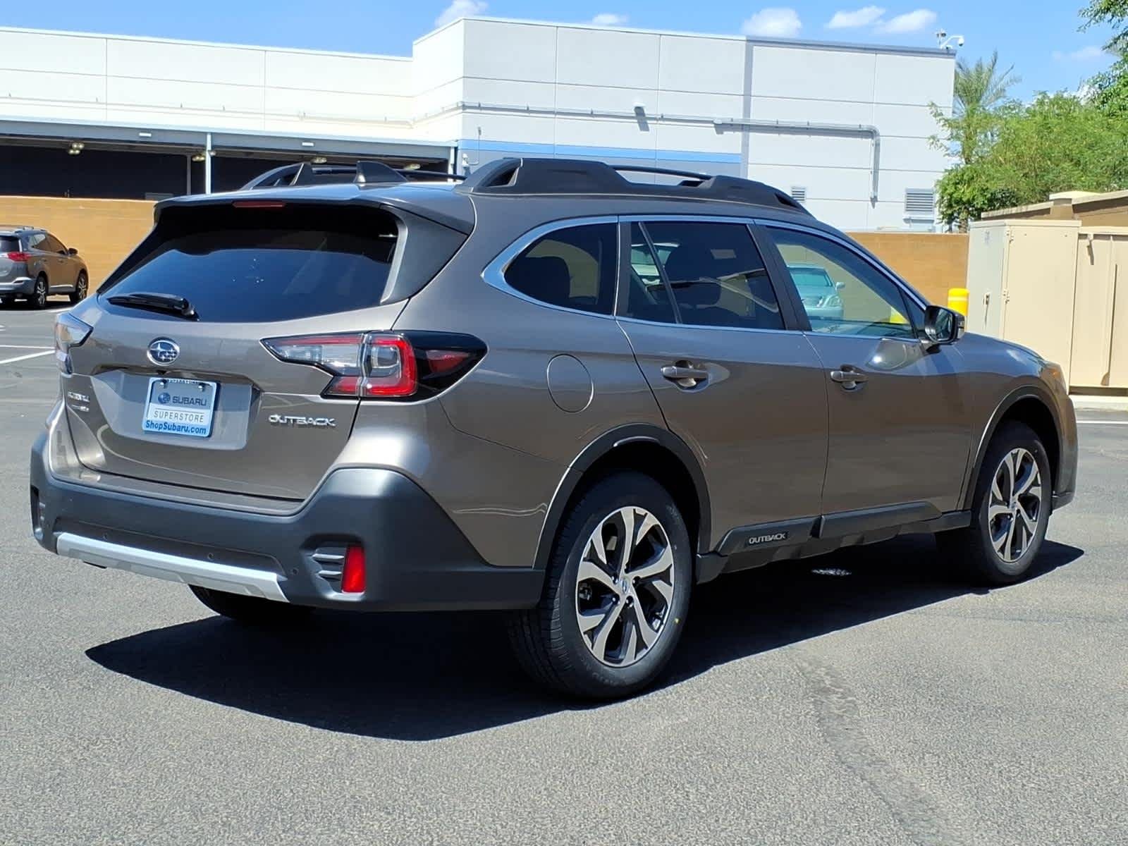 Used 2022 Brilliant Bronze Metallic Subaru Limited image 7