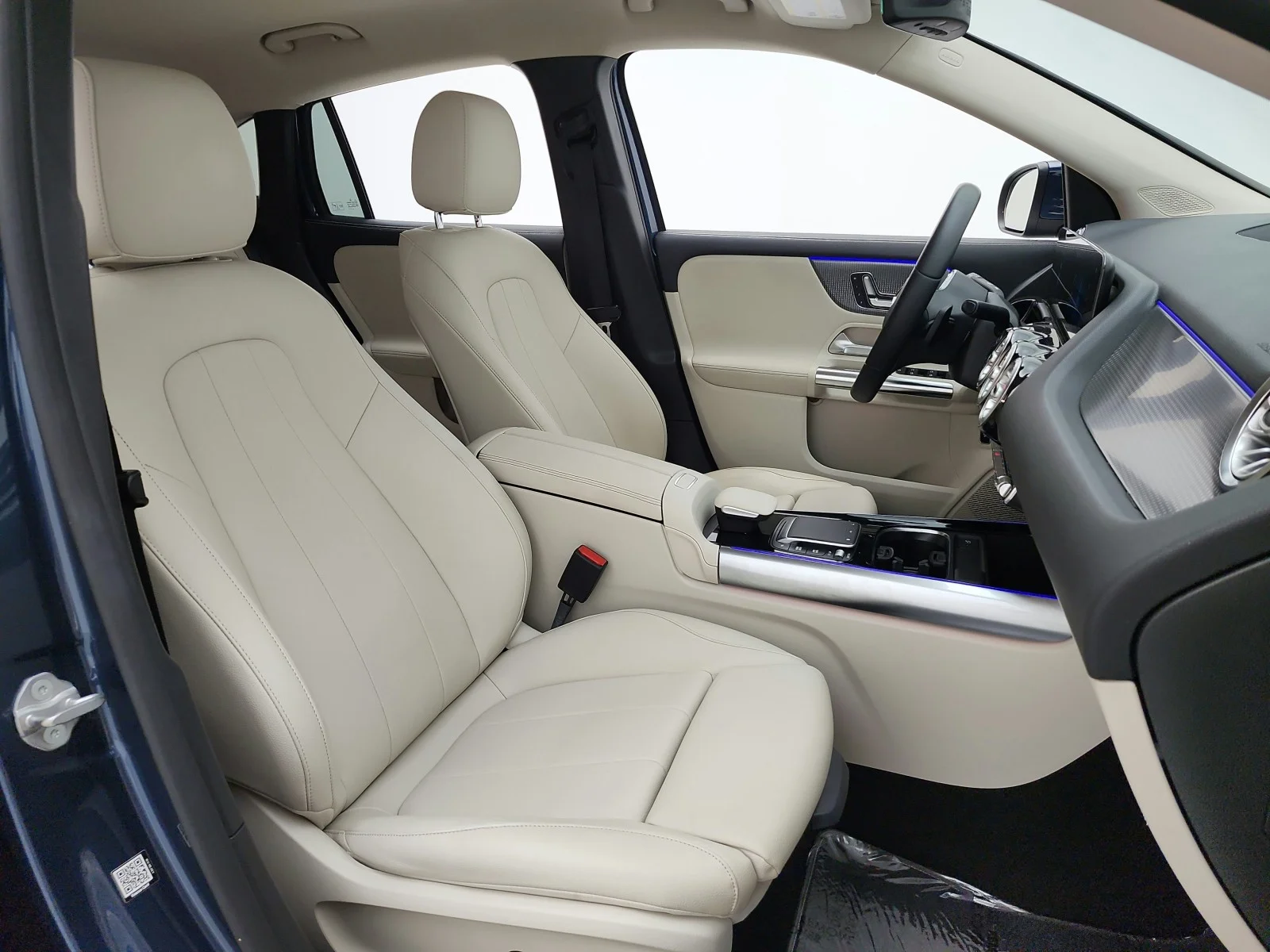 Used 2021 Denim Blue Metallic Mercedes-Benz GLA 250 SUV image 19