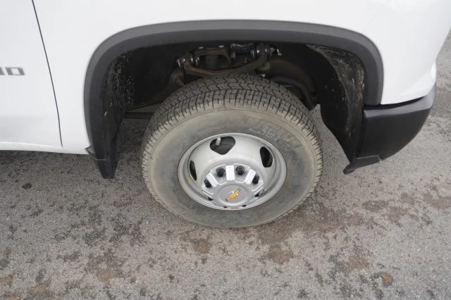 New 2024 Summit White Chevrolet Work Truck image 5