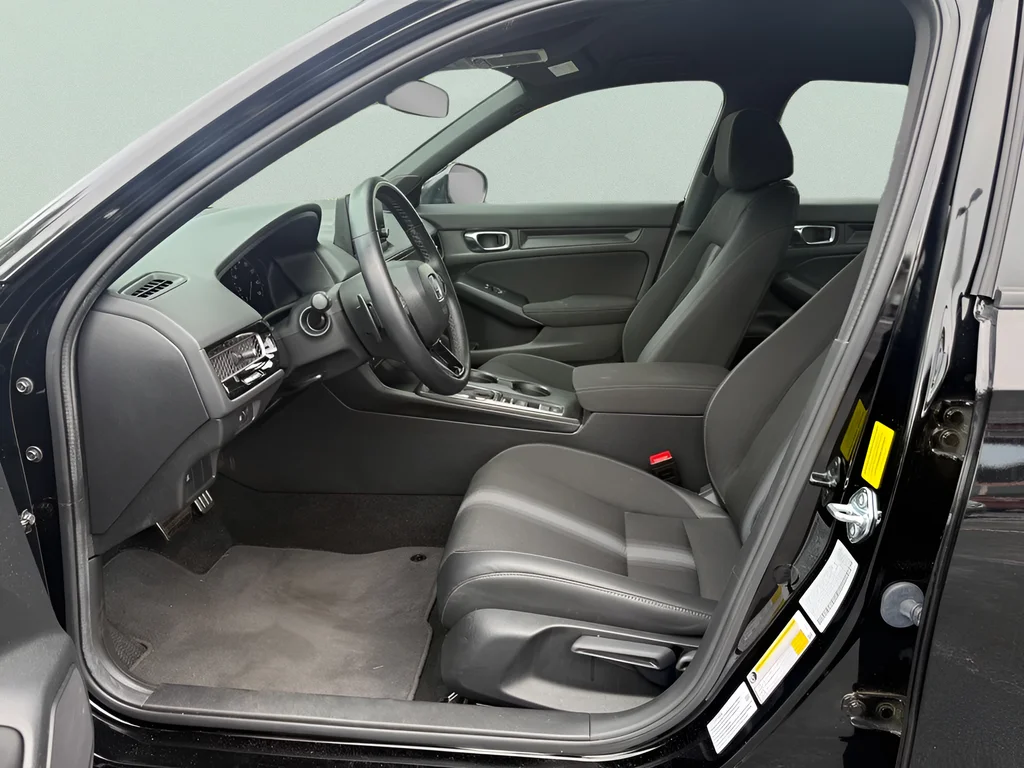 Certified Used 2025 Crystal Black Pearl Honda Sport image 9