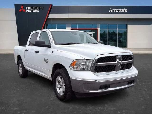 2022 Ram 1500 Classic SLT