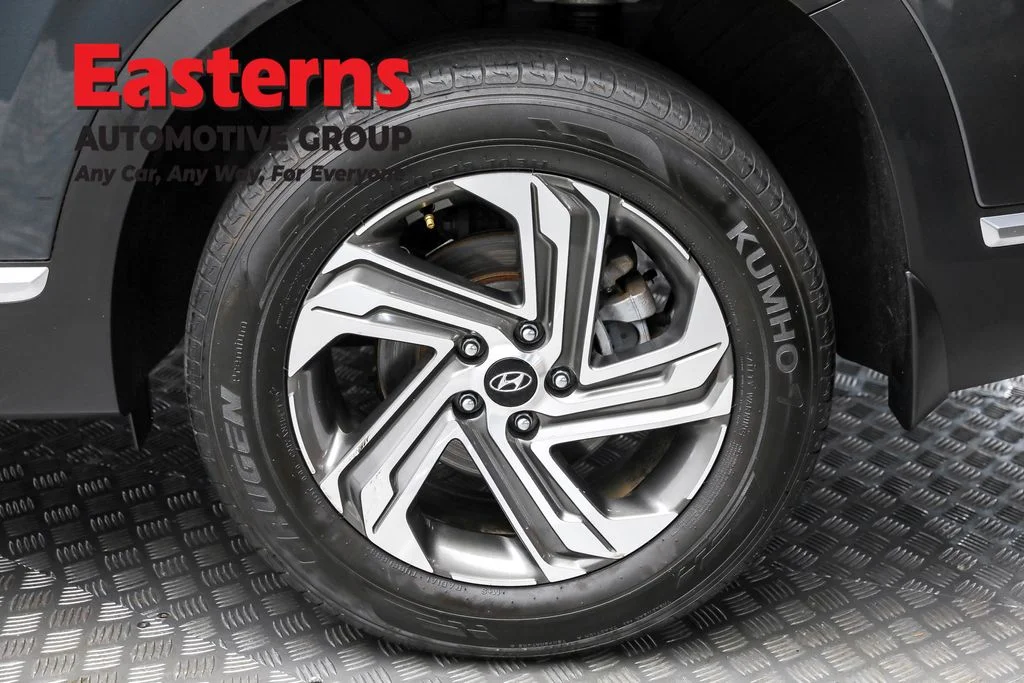 Used 2022 Gray Hyundai SEL image 8